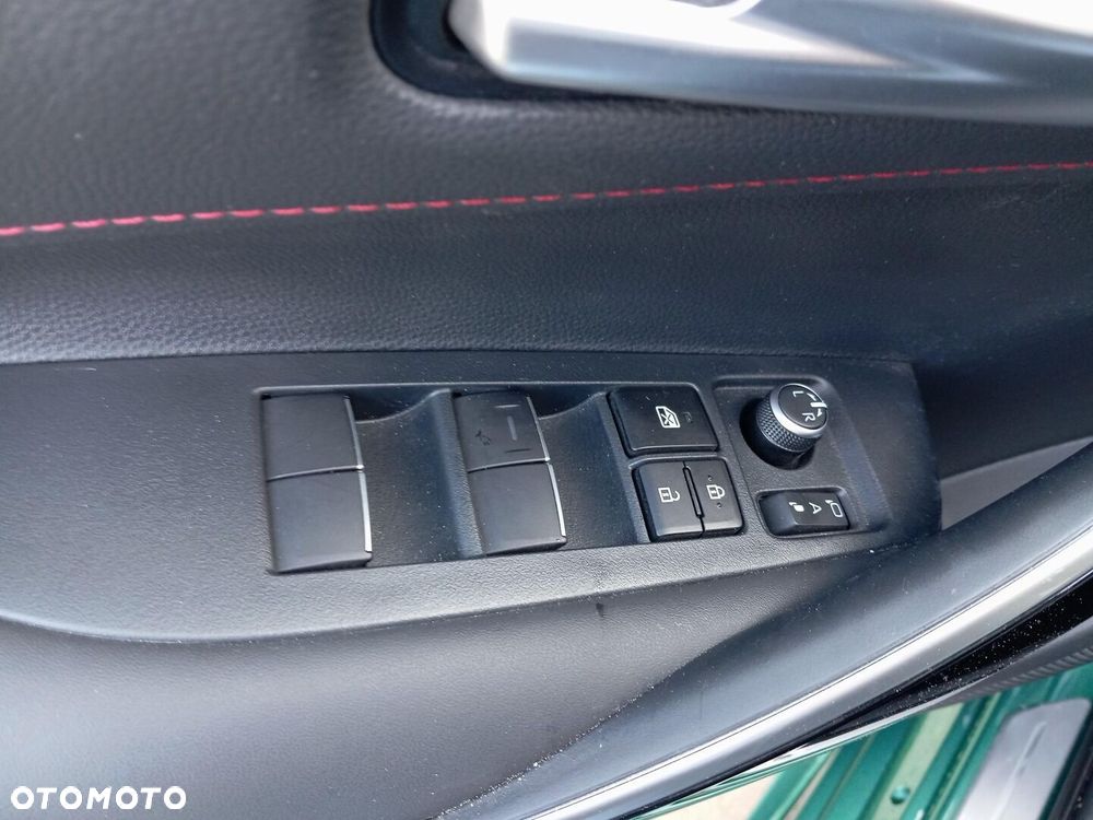 Toyota Corolla 2.0 Hybrid GR Sport - 22