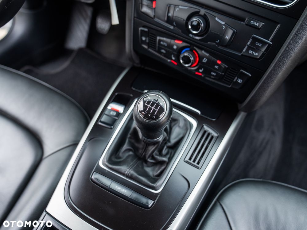 Audi A4 Limousine 2.0 TDI e DPF - 29