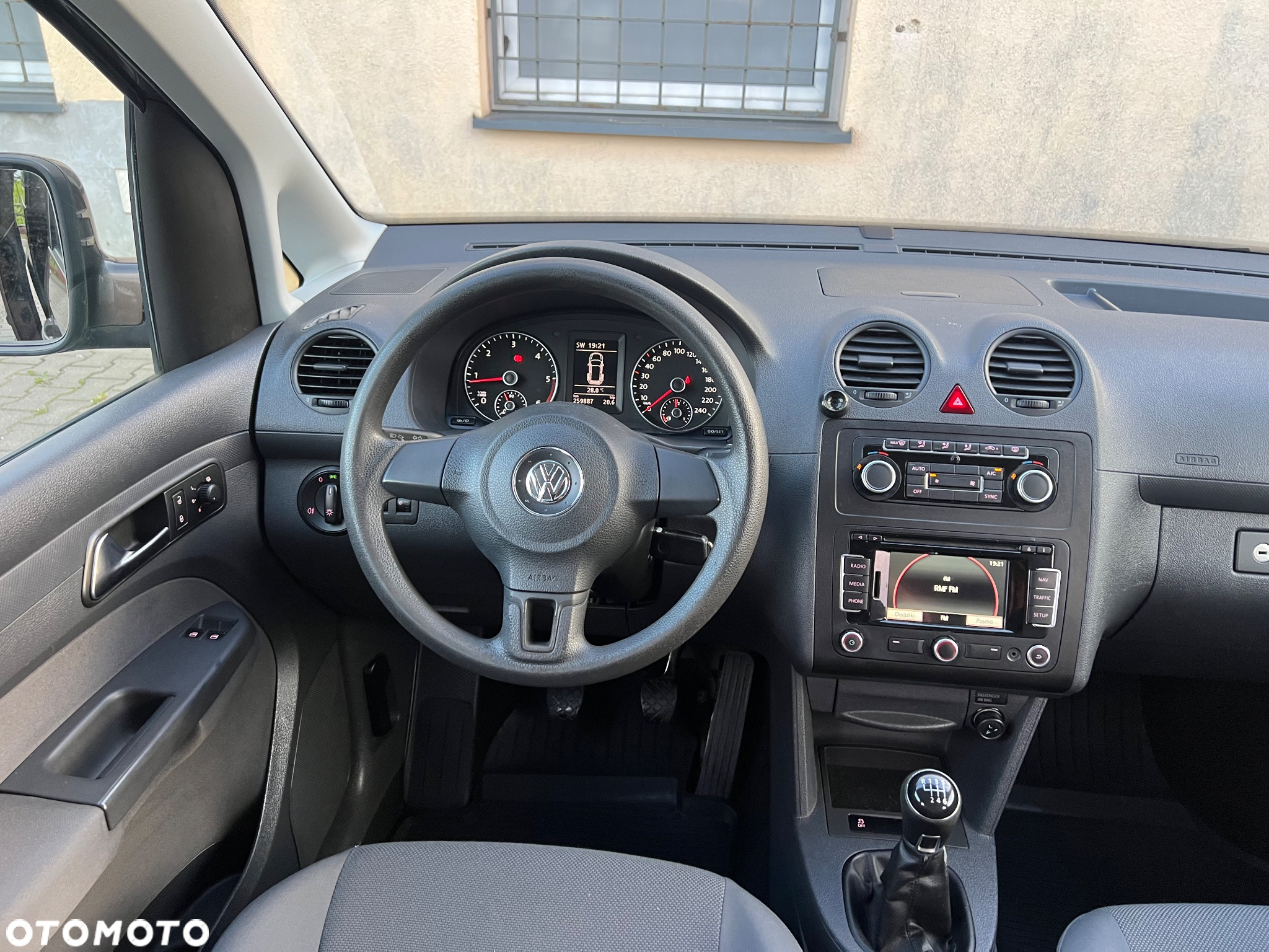 Volkswagen Caddy Maxi 2.0 TDI Comfortline - 19
