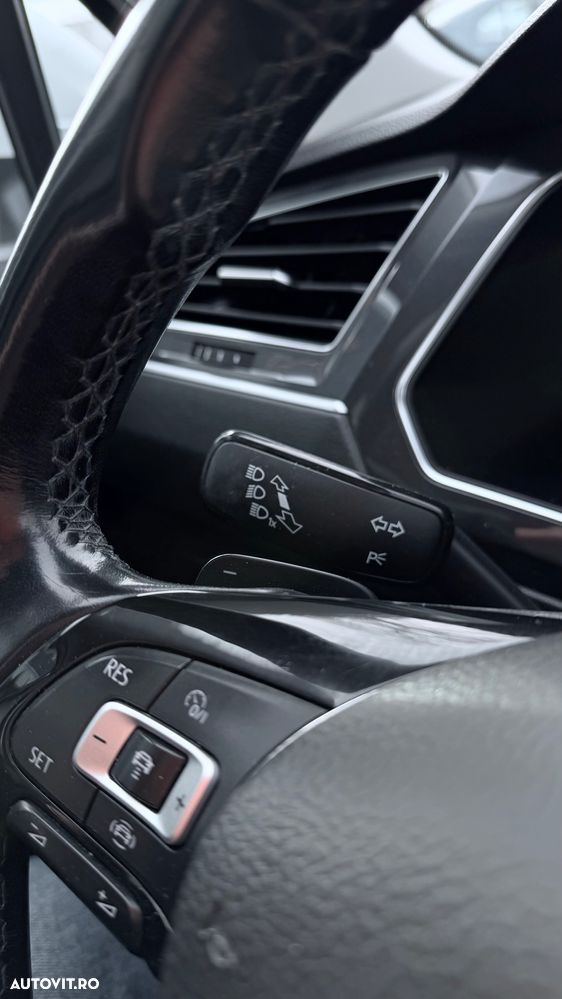 Volkswagen Tiguan - 18