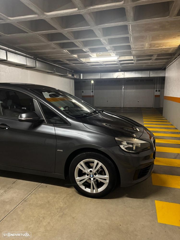 BMW 216 Gran Tourer d - 3