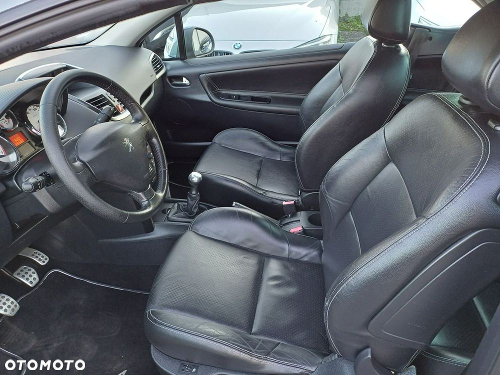 Peugeot 207 CC - 17