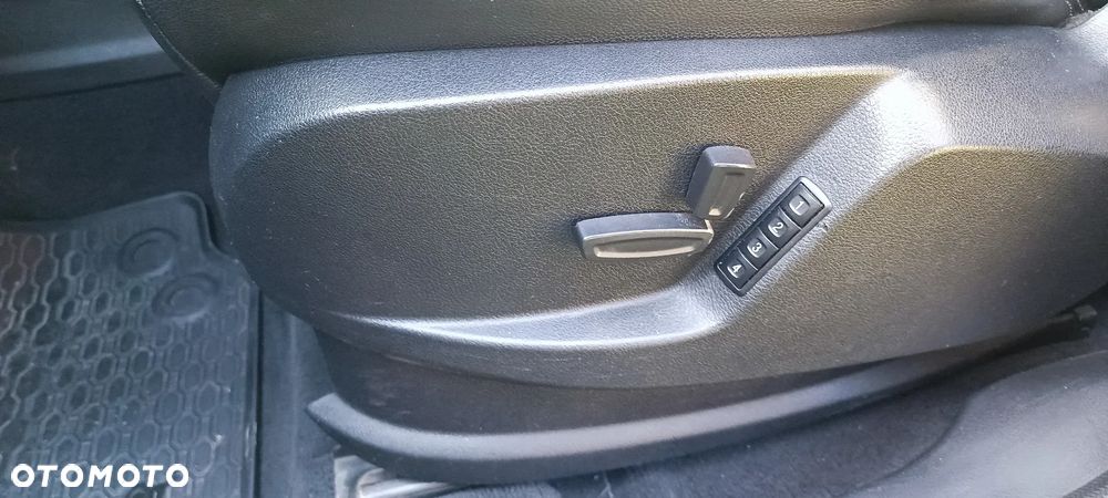 Ford S-Max 2.0 TDCi DPF Titanium MPS6 - 29