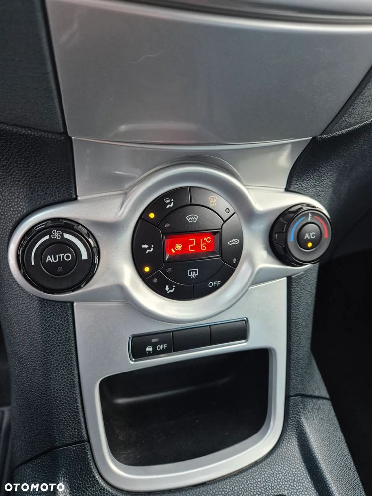 Ford Fiesta 1.4 Sport - 8