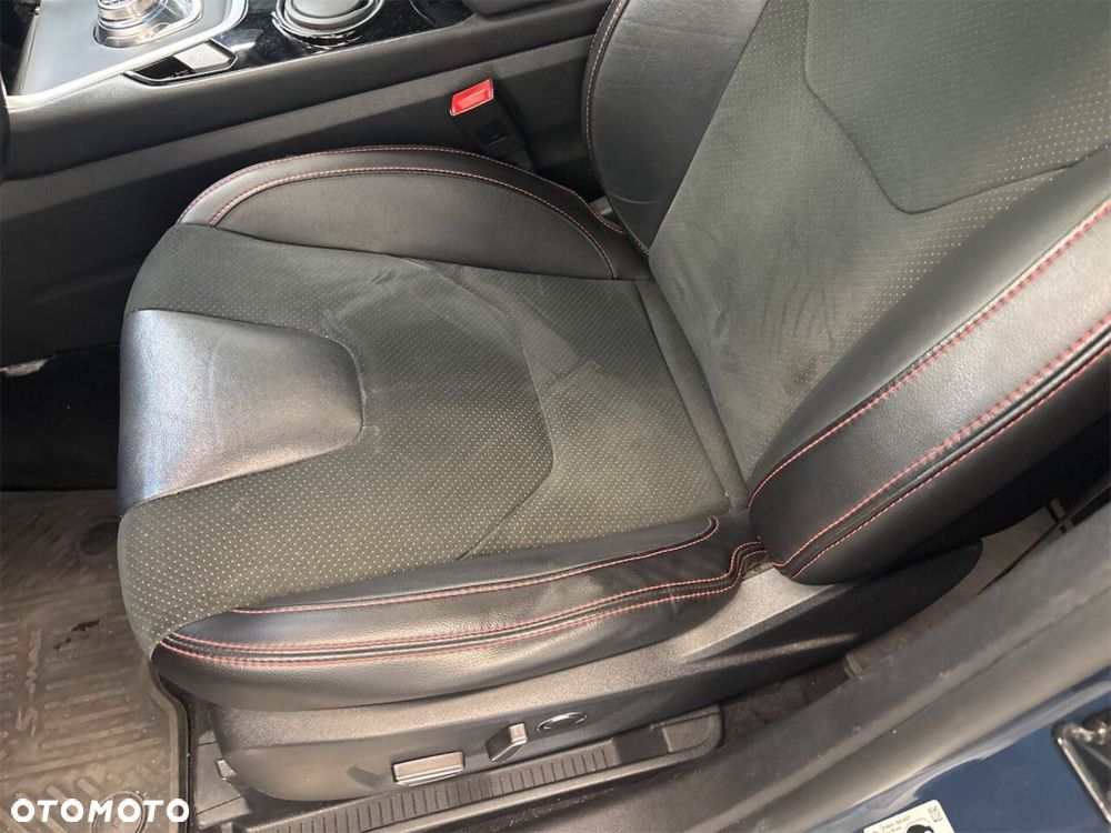 Ford S-Max 2.5 Duratec FHEV (7-Sitzer) ST-LINE - 11
