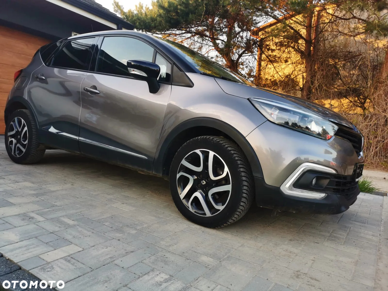 Renault Captur - 5