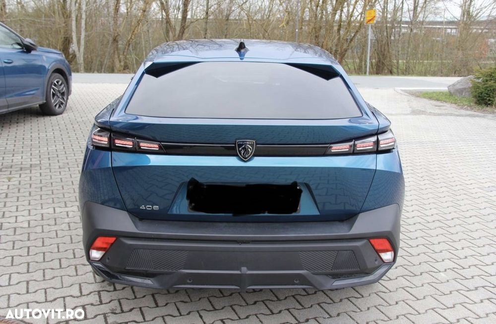 Peugeot 408 1.6L 180 PHEV Allure - 11