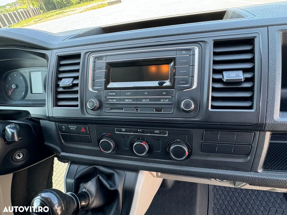 Volkswagen Transporter Kombi T6 2.0 TDI 75 kW KR - 13
