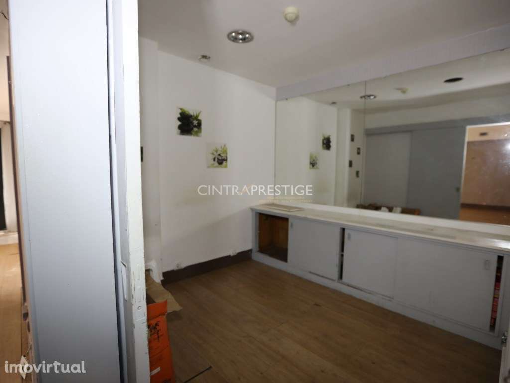 Loja para Arrendamento nas Olaias - 88 m², Localização de Excelência - Grande imagem: 5/14