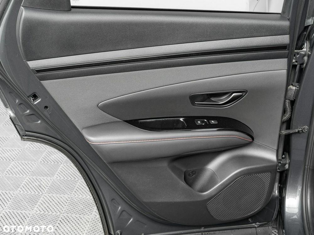 Hyundai Tucson - 24