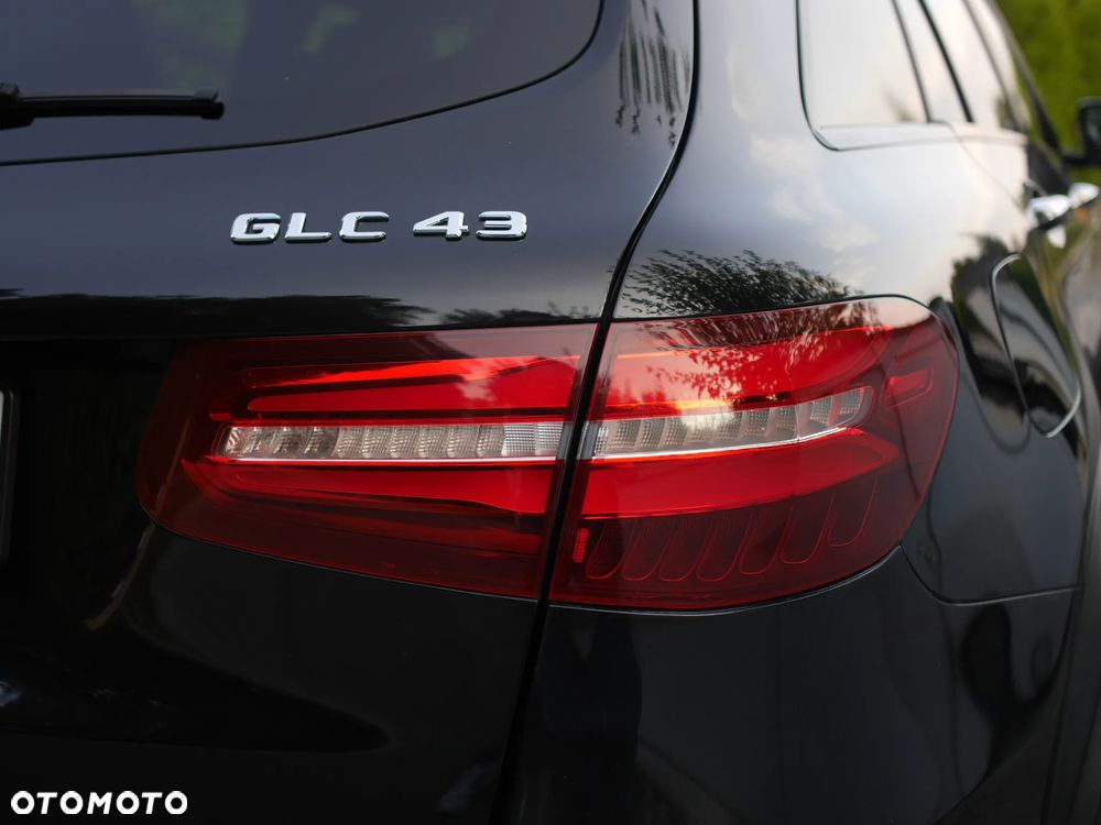 Mercedes-Benz GLC AMG 43 4Matic 9G-TRONIC - 26