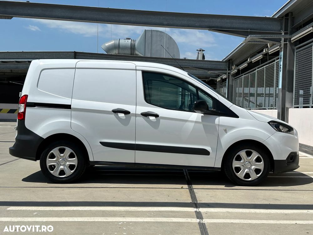 FORD Courier 2020 — imagine 8