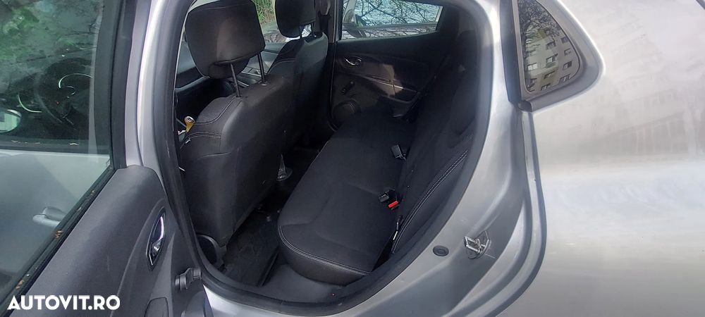 Renault Clio 1.5 dCi Authentique - 5