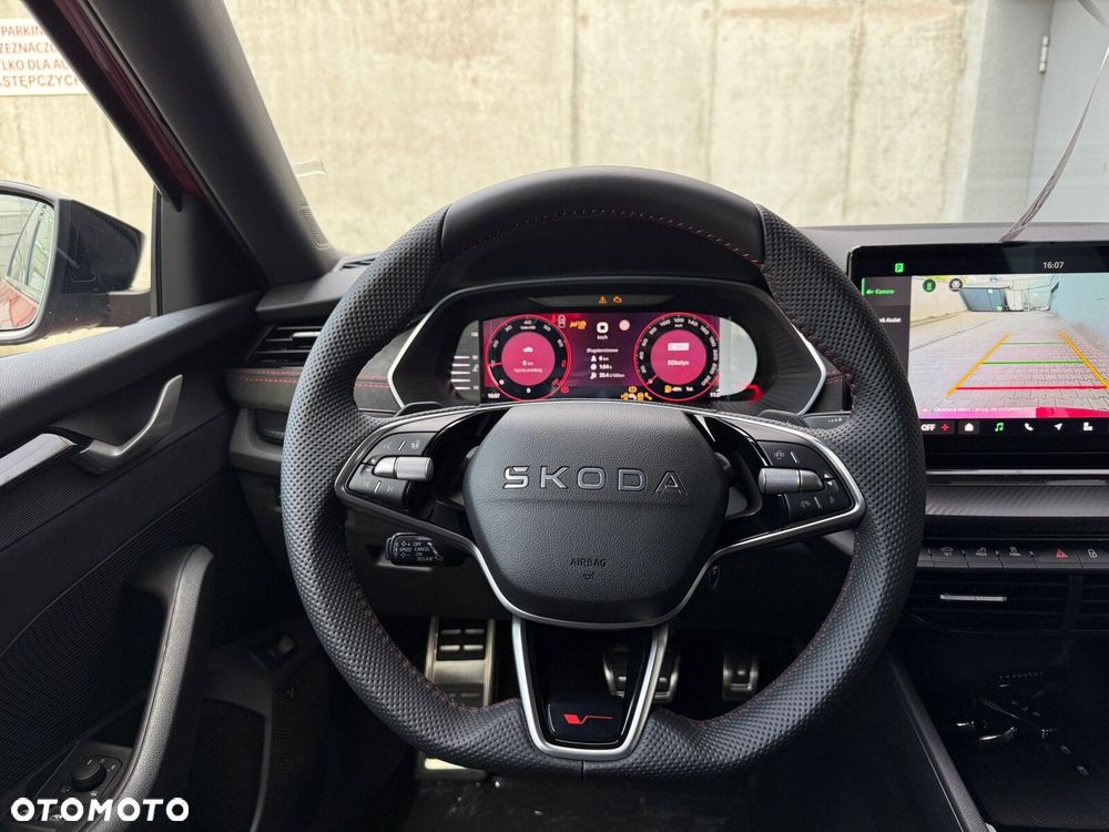 Skoda Octavia 2.0 TSI RS DSG - 16