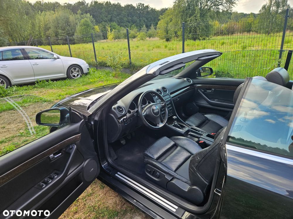 Audi A4 Cabrio 2.4 - 37