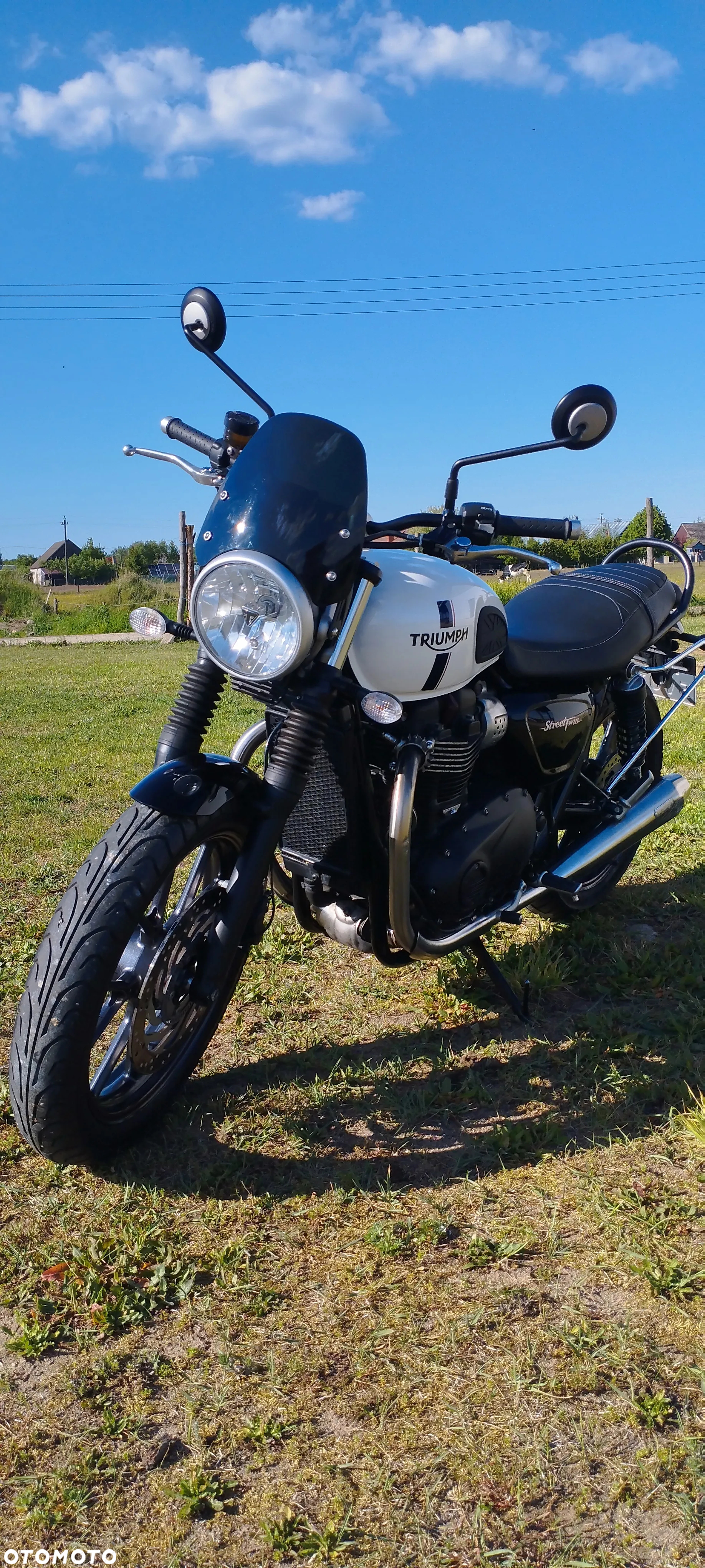 Triumph Street Twin - 7
