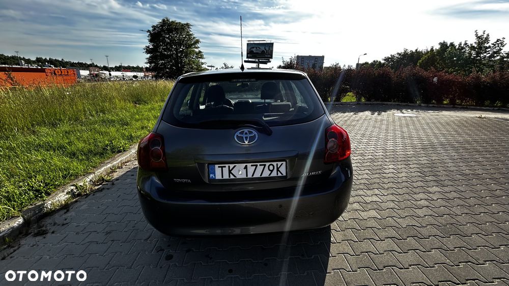 Toyota Auris 2.0 D-4D Luna - 5