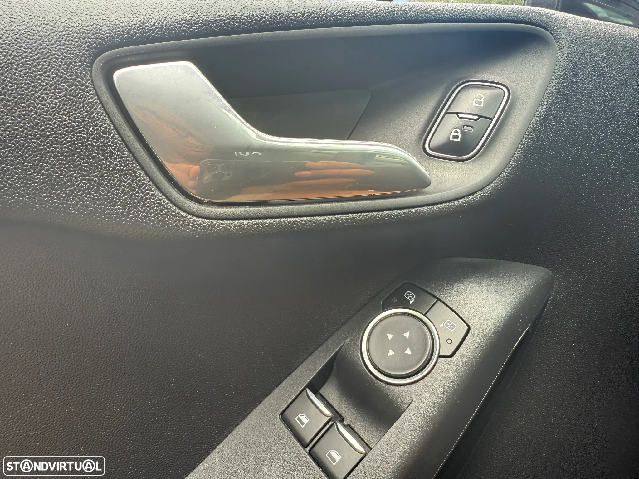 Ford Fiesta 1.0 EcoBoost Active+ Aut. - 26