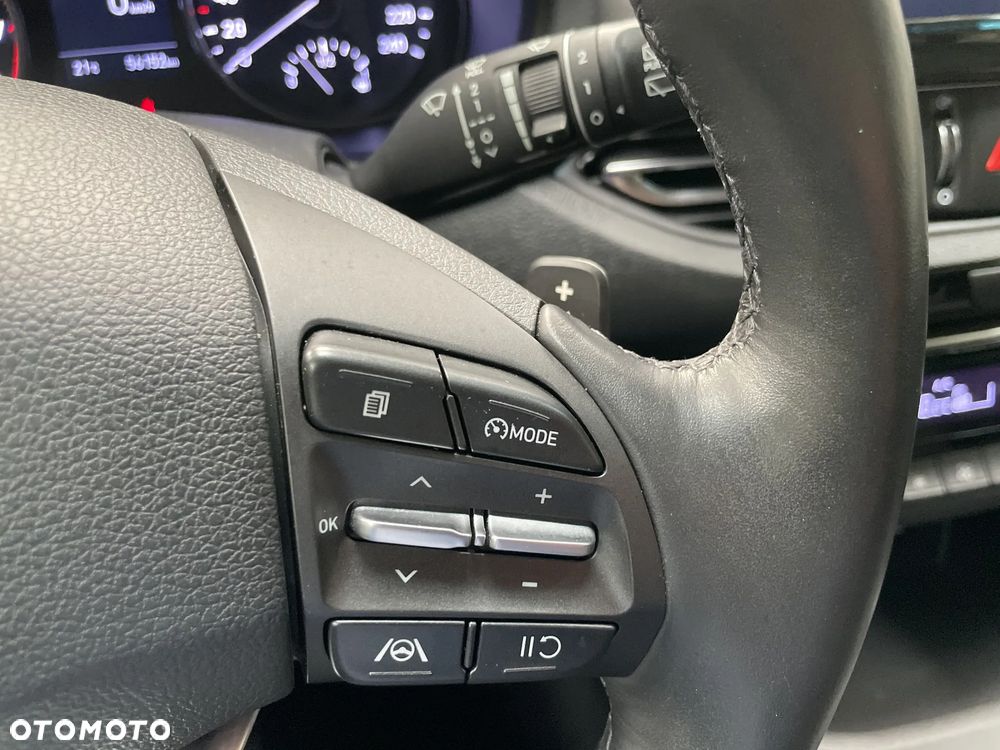 Hyundai i30 1.0 T-GDI Smart DCT - 26