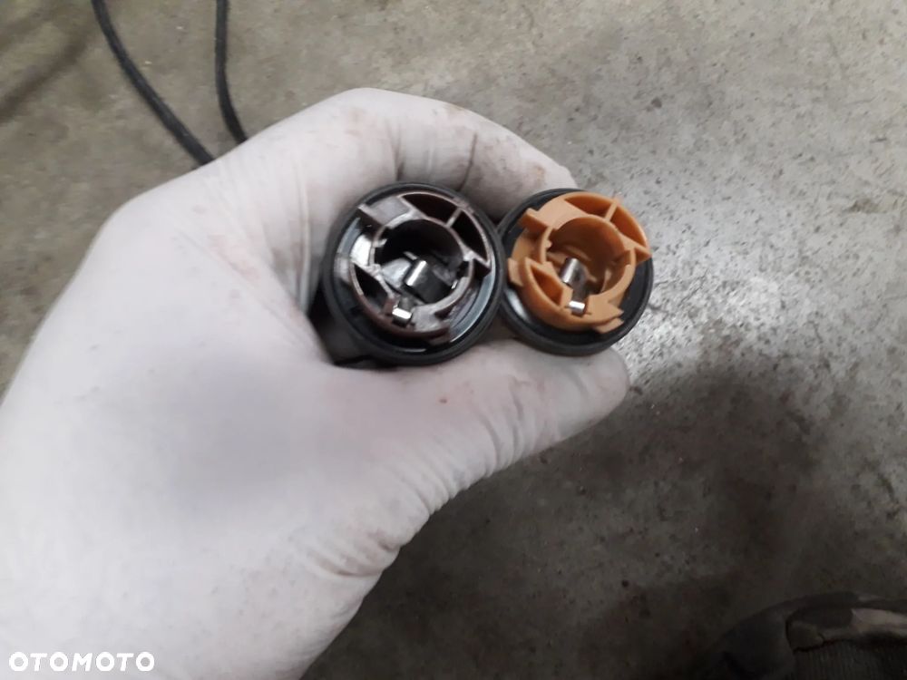 wiązka zderzaka tył oprawki żarówek PDC  Citroen c4 I lift 1.6 VTI 5FW - 2