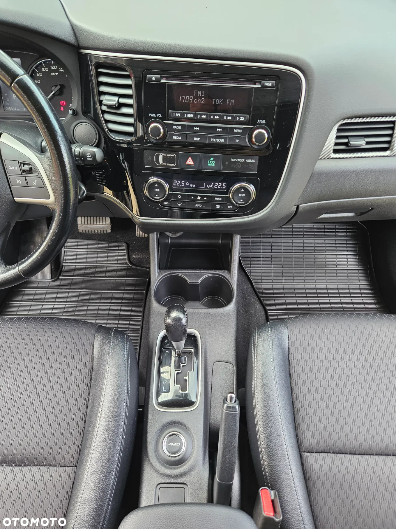 Mitsubishi Outlander 2.0 Intense CVT - 24