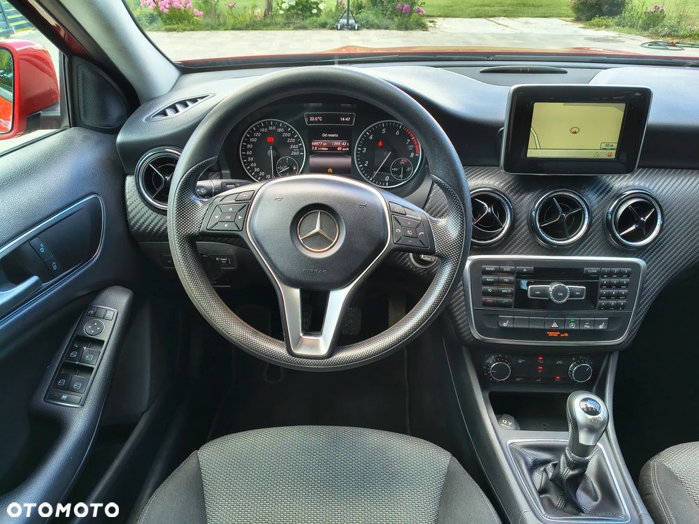 Mercedes-Benz GLA - 9