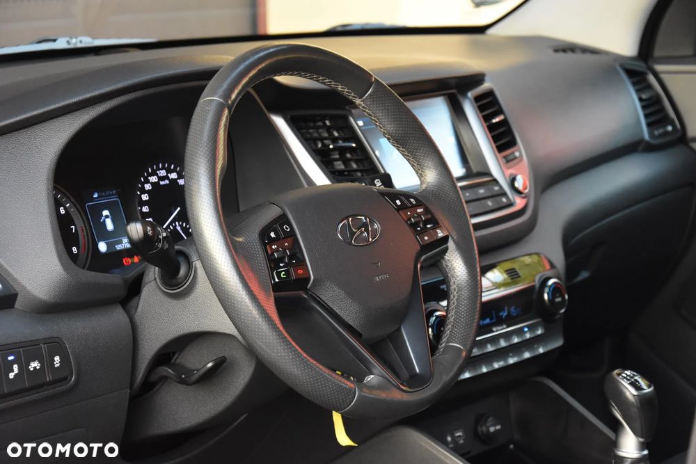 Hyundai Tucson 1.6 Turbo 2WD Advantage - 24