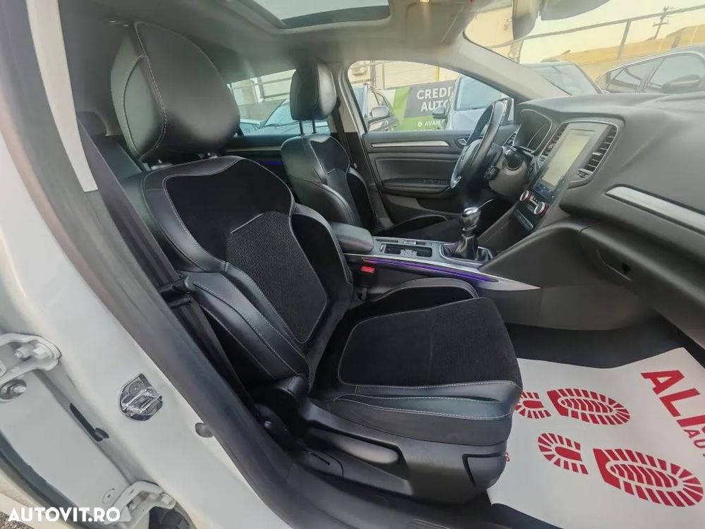 Renault Megane Energy dCi Intens - 11