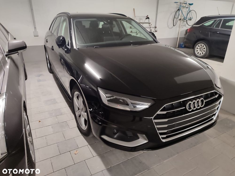 Audi A4 Avant 2.0 TDI S tronic - 10