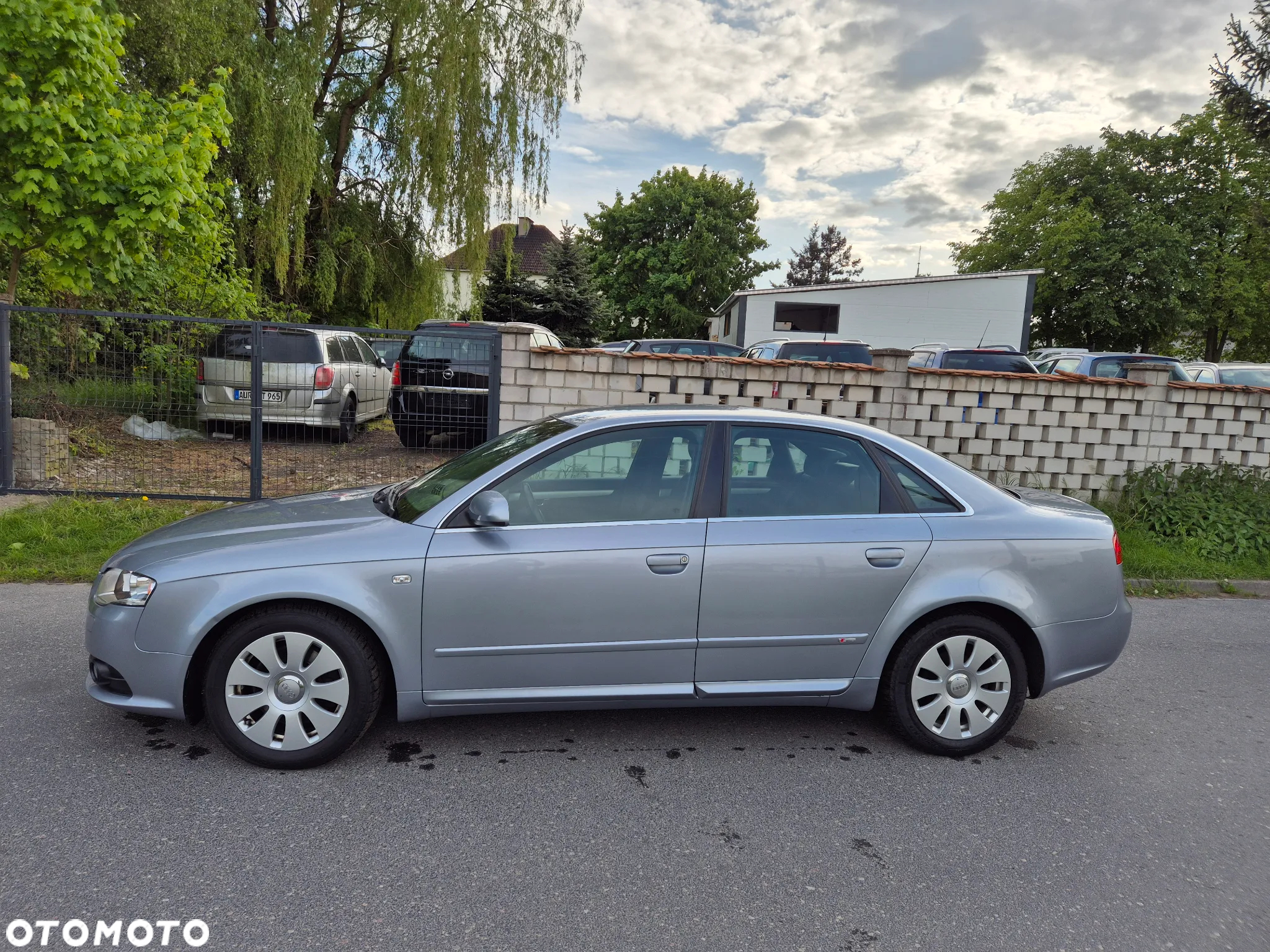 Audi A4 - 4