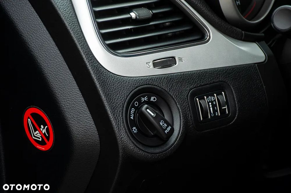 Fiat Freemont 2.0 Multijet 16V DPF Automatik Allrad Lounge - 37