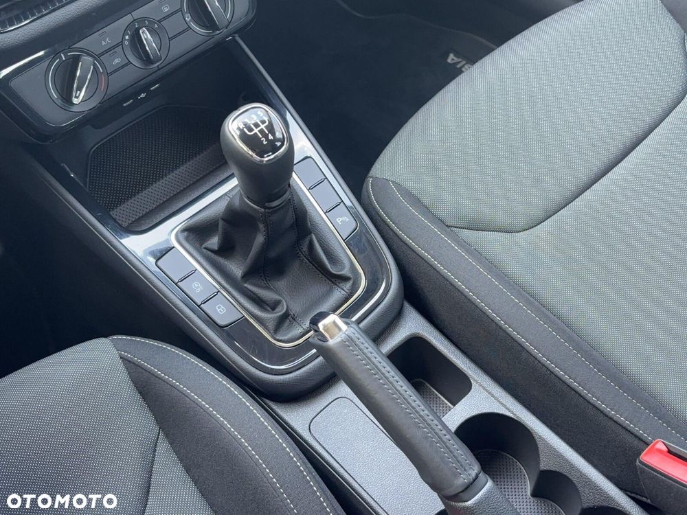 Skoda Fabia 1.0 TSI Selection - 28