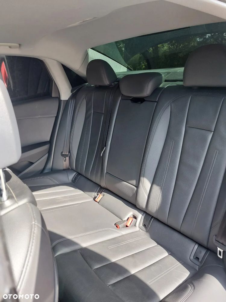 Audi A4 Limousine - 18