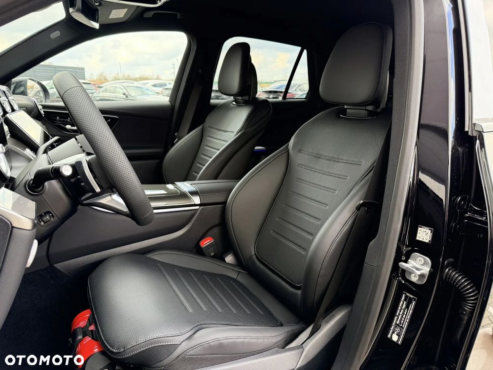 Mercedes-Benz GLC - 19