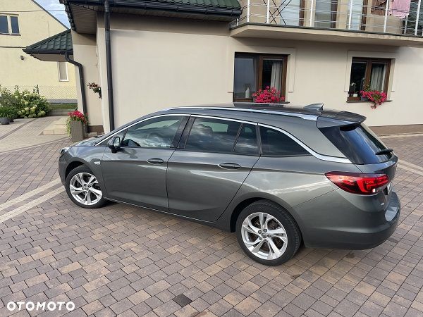 Opel Astra 1.6 CDTI Dynamic - 4