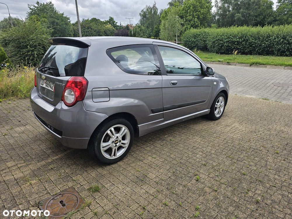 Chevrolet Aveo 1.4 16V LS - 19