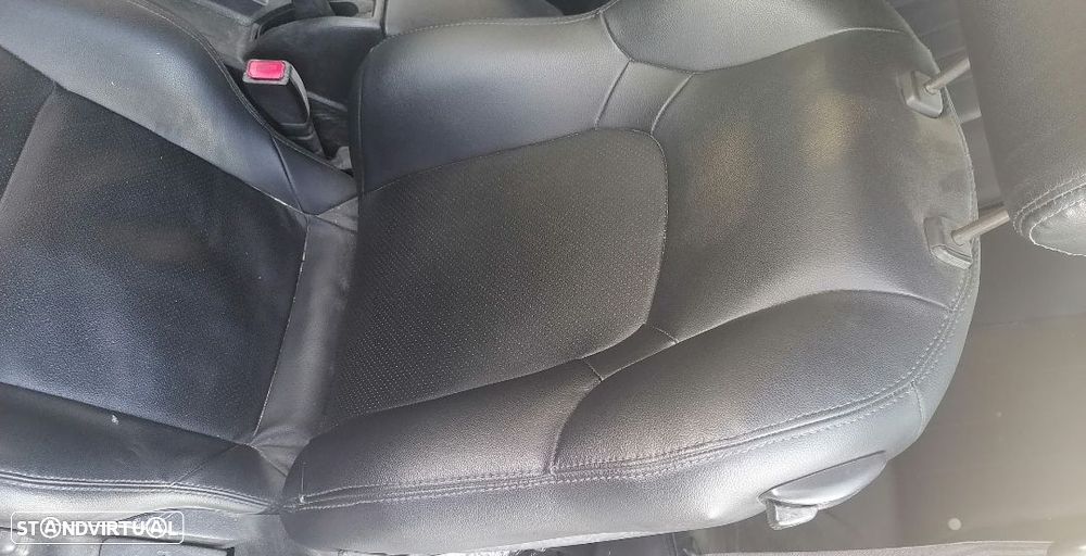 Hyundai Coupe 2.0 FX - 15