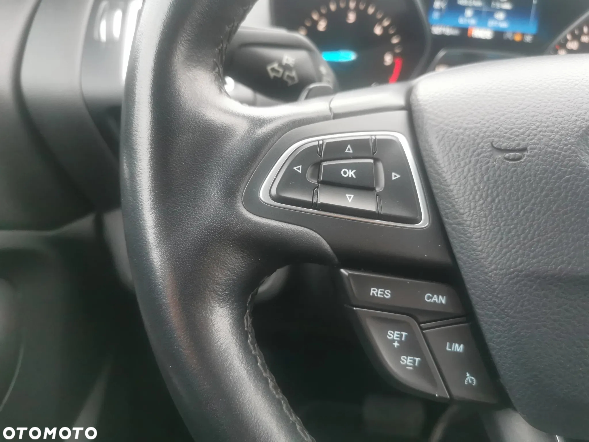 Ford Kuga 2.0 TDCi 4x4 Titanium - 14