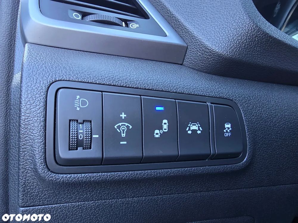 Hyundai Tucson 1.7 CRDI BlueDrive Style 2WD - 22