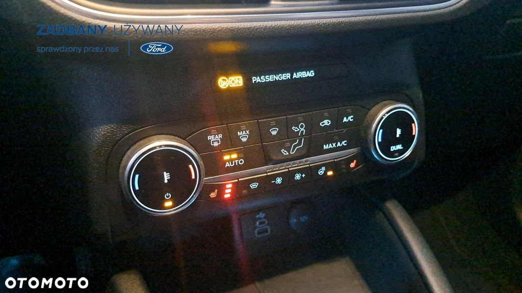 Ford Kuga 2.5 FHEV FWD Titanium - 29
