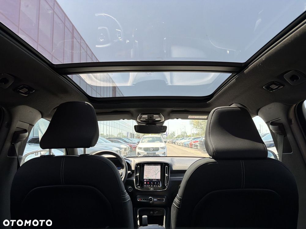 Volvo XC 40 - 29