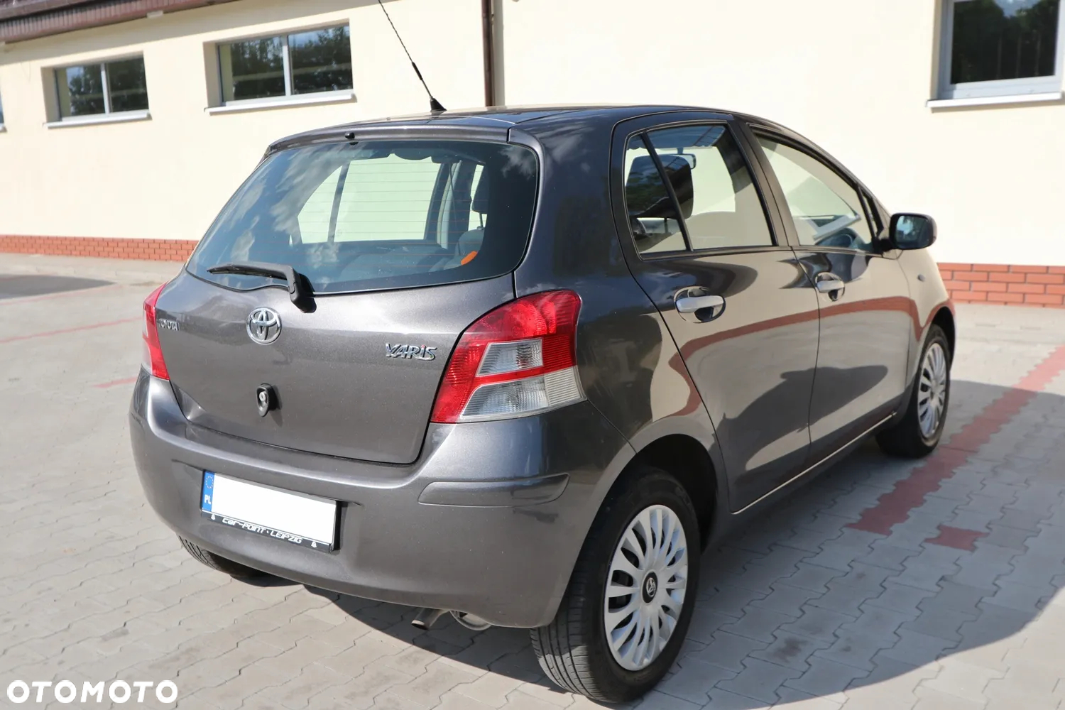 Toyota Yaris - 6