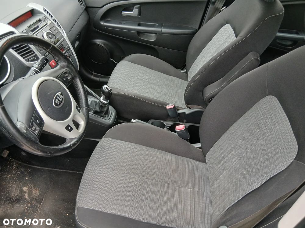 Kia Venga 1.6 XL - 6