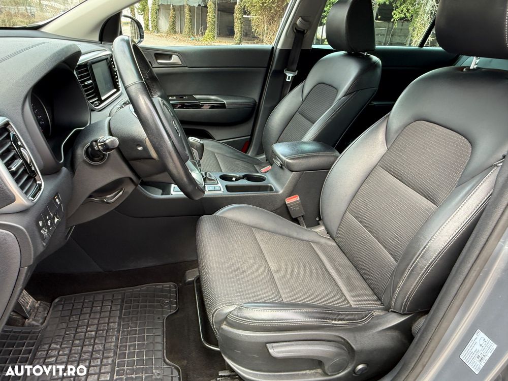 Kia Sportage 1.6 GDI 6MT 4x2 Style - 4