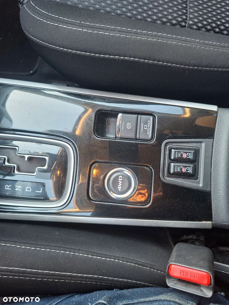 Mitsubishi Outlander 2.0 Intense 4WD CVT - 6