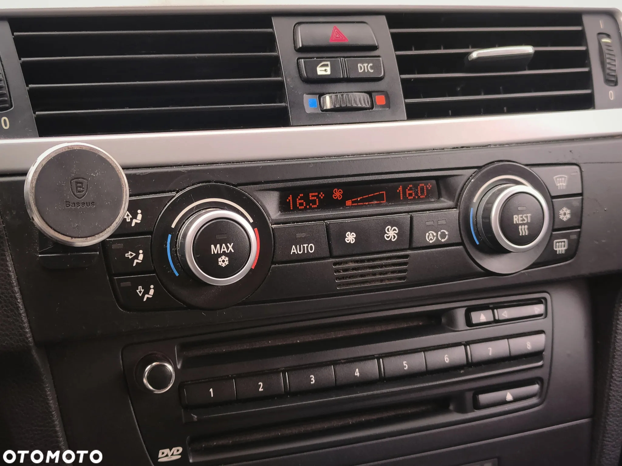 BMW Seria 3 318d - 26
