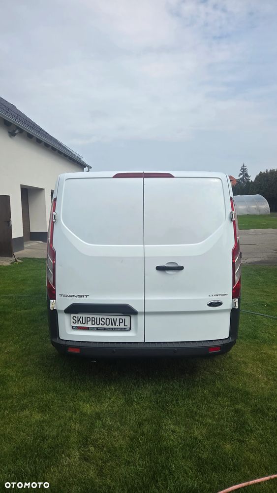 Ford Transit Custom - 8