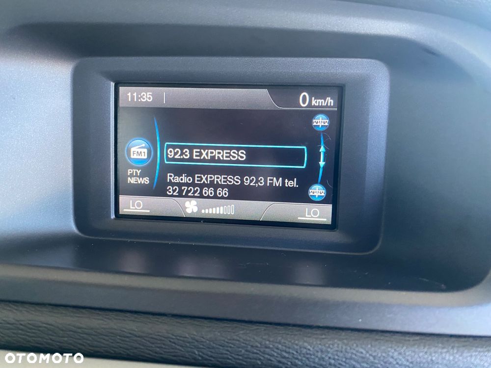 Volvo V40 Cross Country T3 Drive-E Base - 22