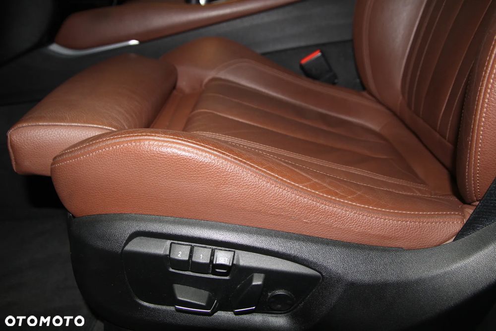 BMW X6 35i xDrive - 10