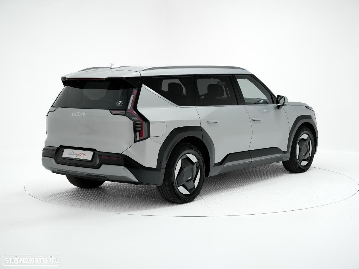 Kia EV9 99,8-kWh RWD Earth - 3